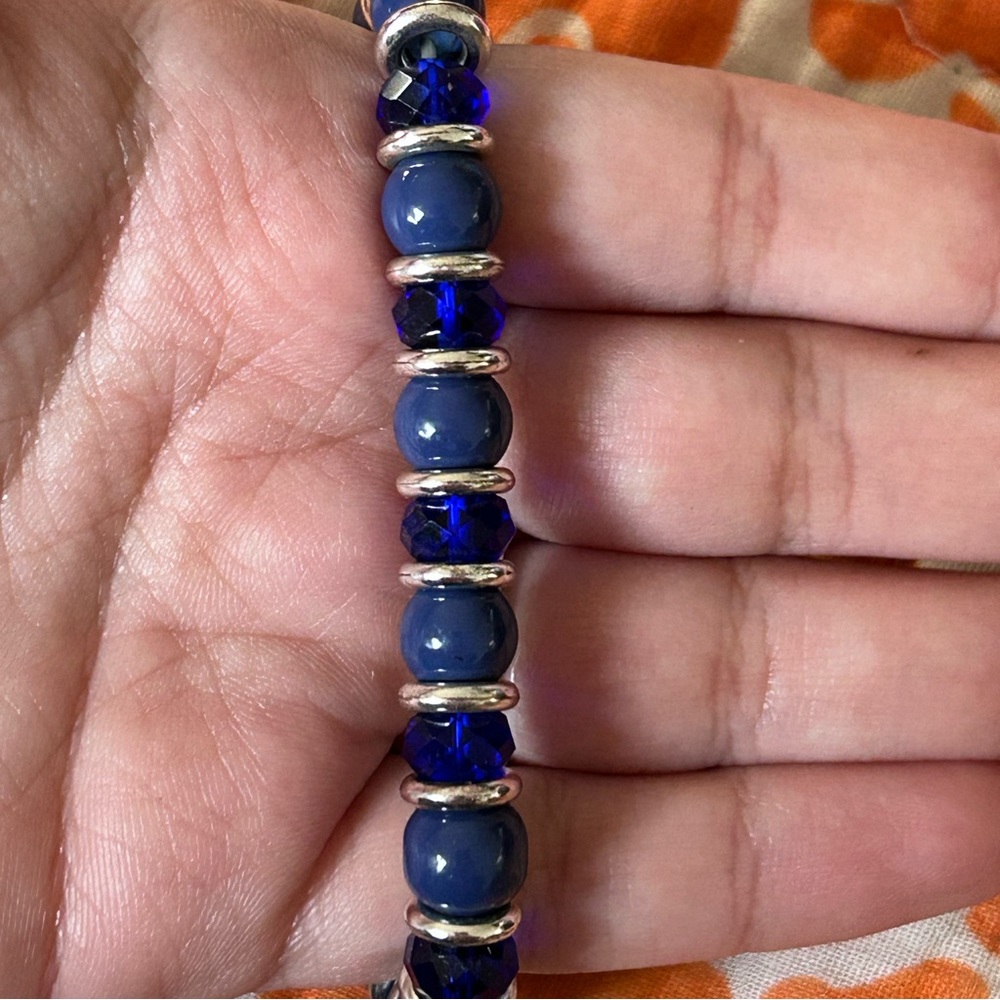 🌊beautiful blue beaded bracelet🌊 - Picture 2 of 3